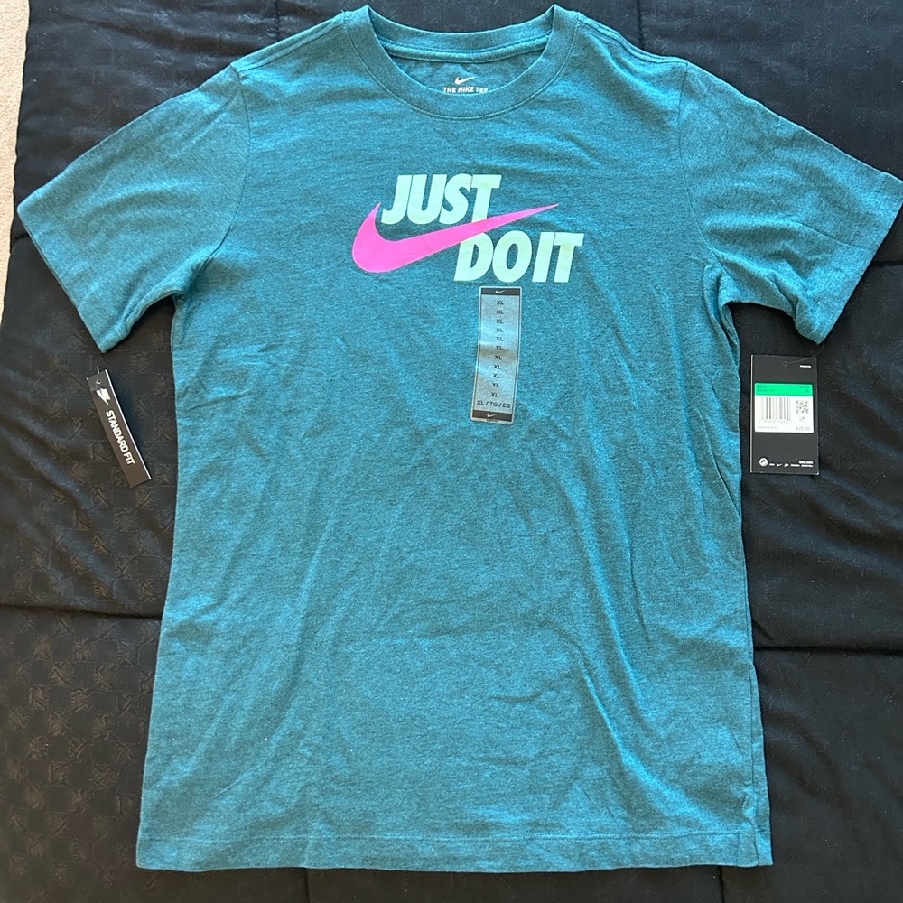 Nike boys just do it short sleeve tee shirt